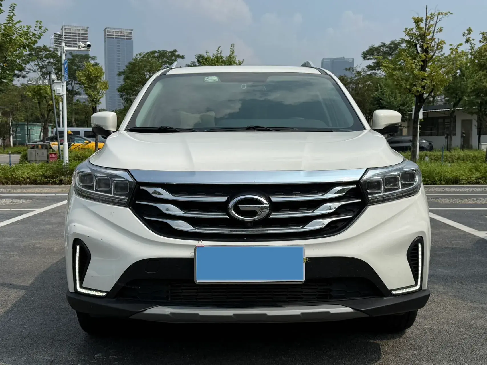 2019 GAC TRUMPCHI thumbnail 2