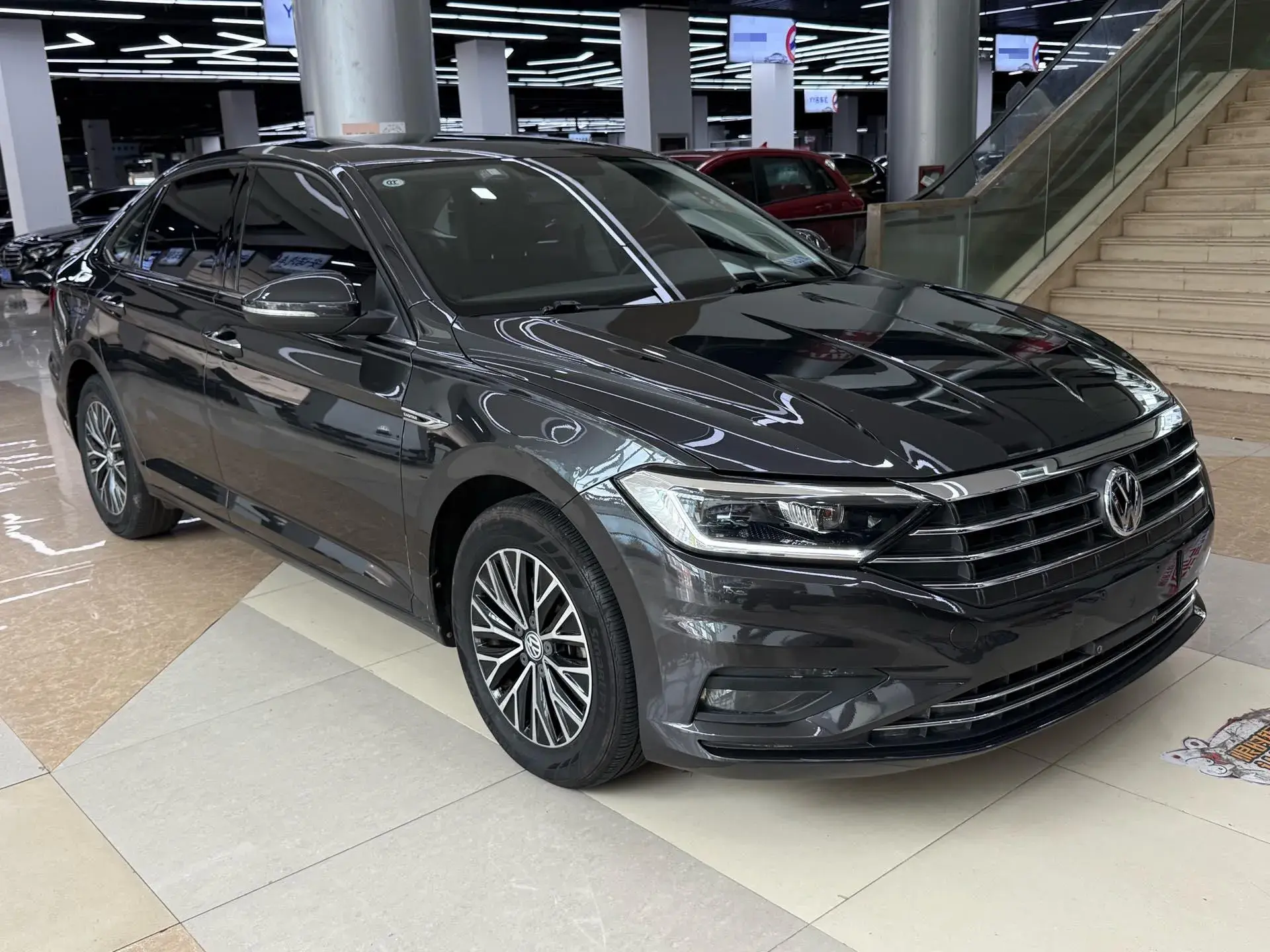 2021 VOLKSWAGEN SAGITAR thumbnail 3