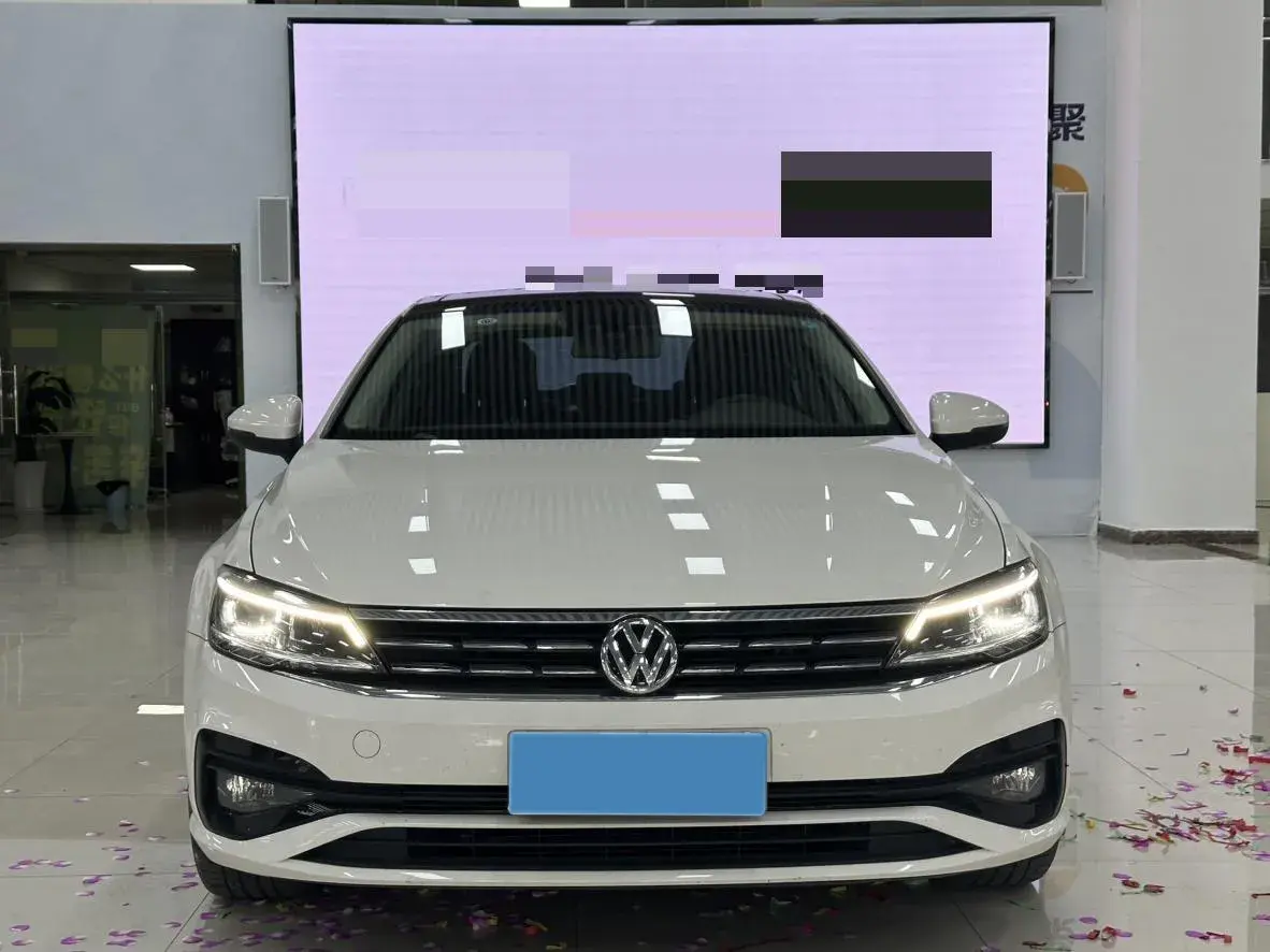 2019 VOLKSWAGEN LAMANDO thumbnail 3