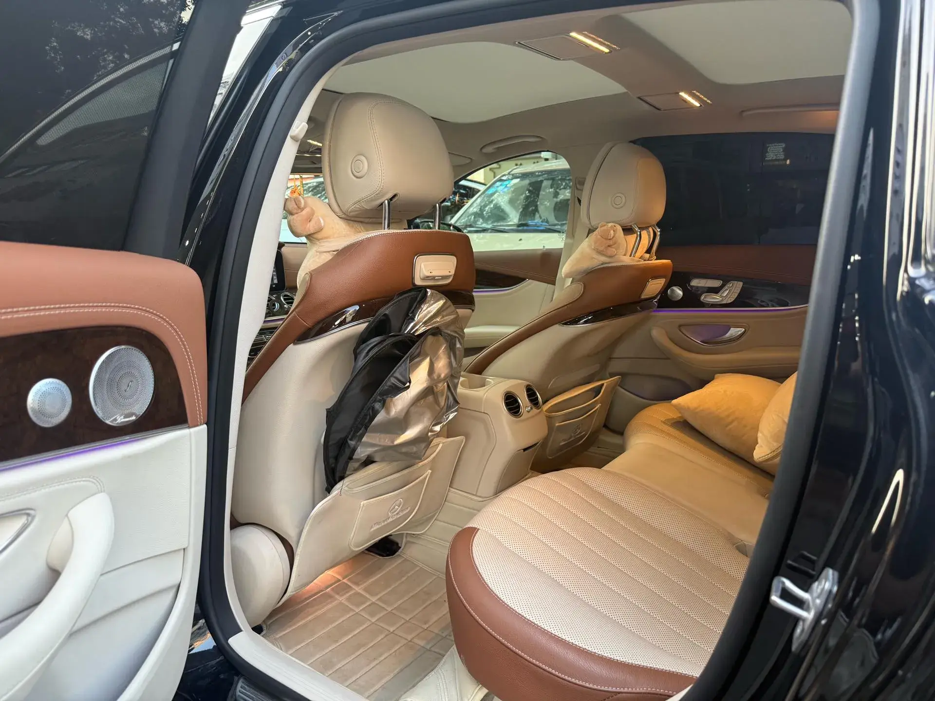 2020 MERCEDES-BENZ E thumbnail 4