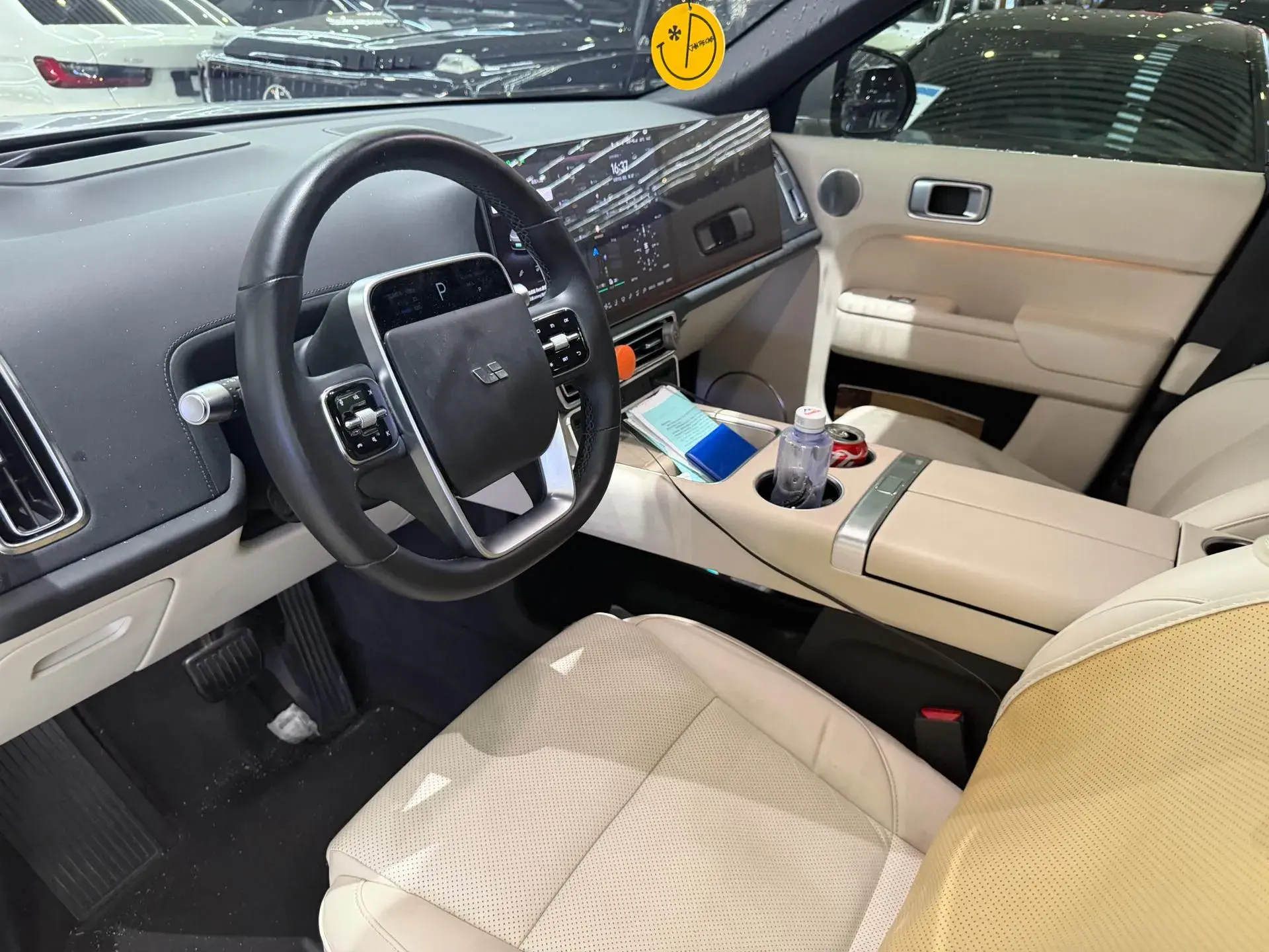 2022 LI L9 thumbnail 3