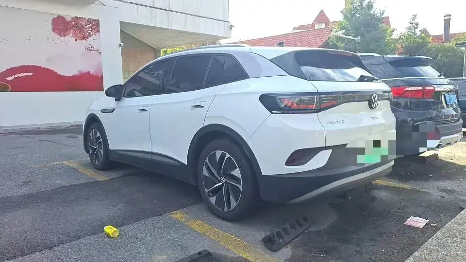 2021 VOLKSWAGEN ID.4 thumbnail 3