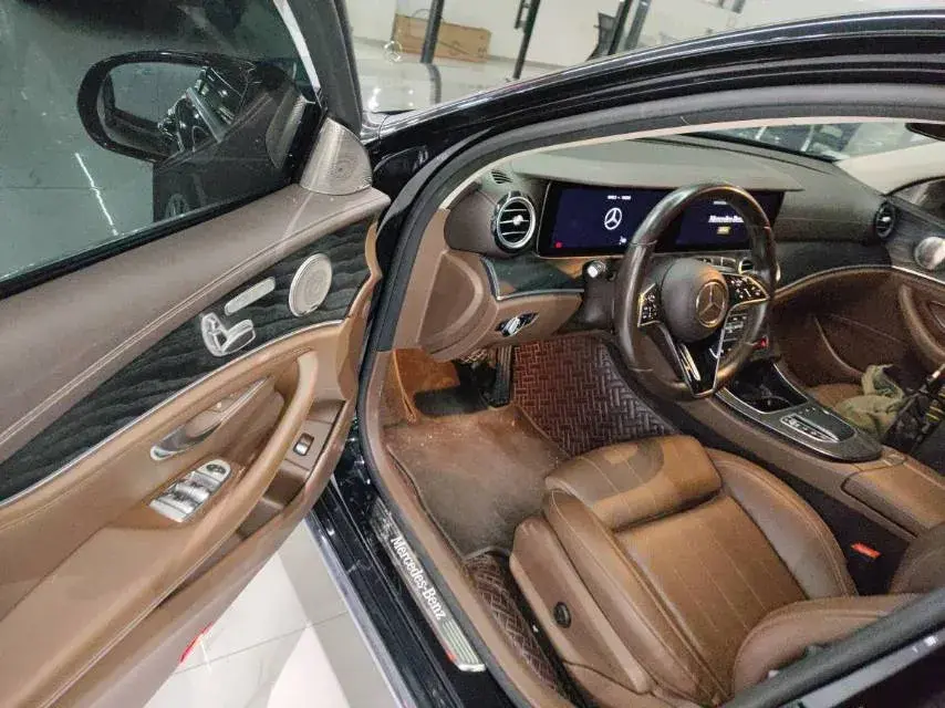 2021 MERCEDES-BENZ E thumbnail 2