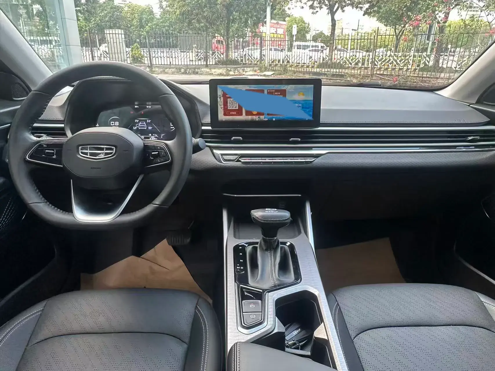 2022 GEELY EMGRAND thumbnail 4