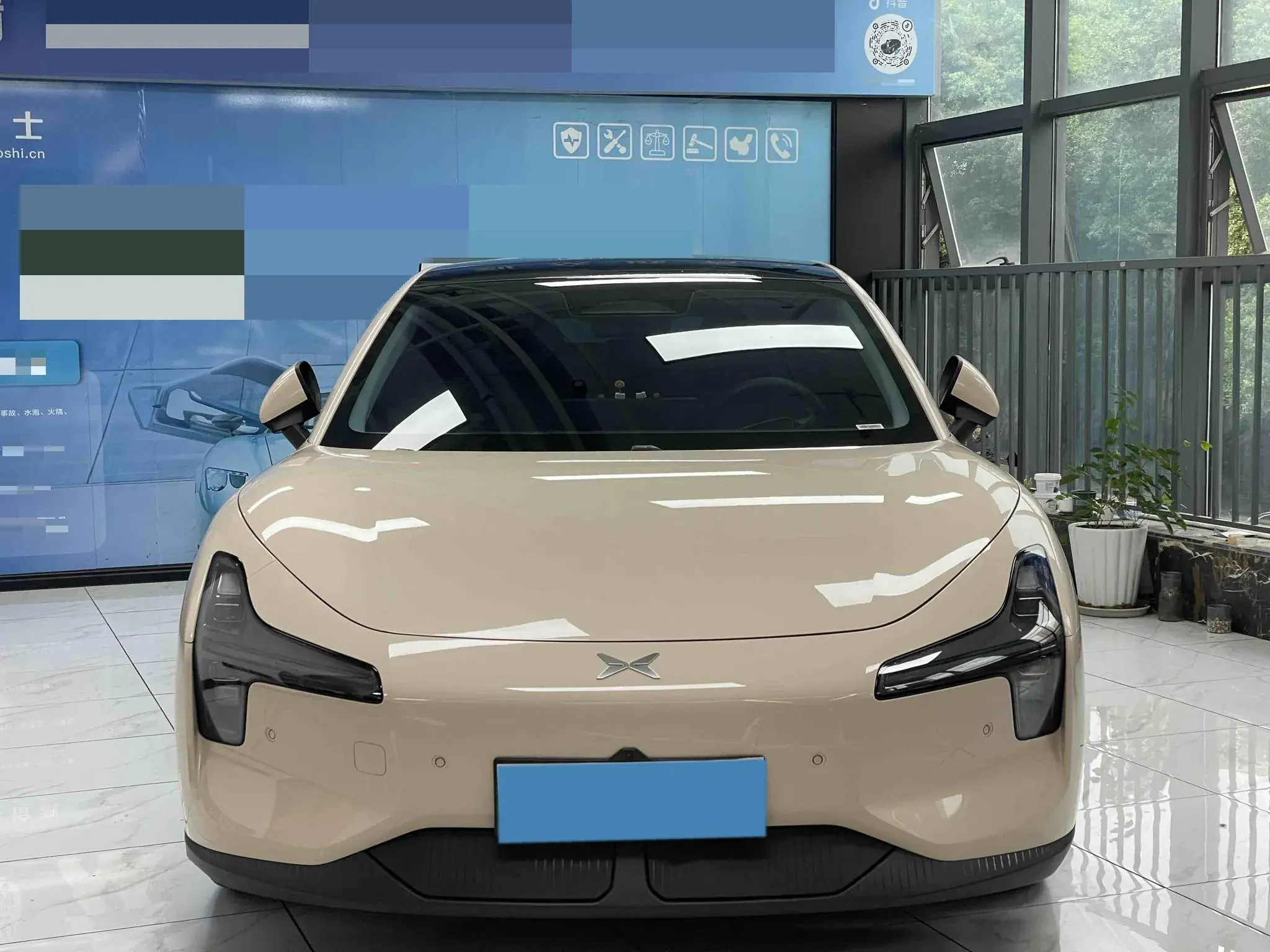 2024 XPENG MONA thumbnail 2