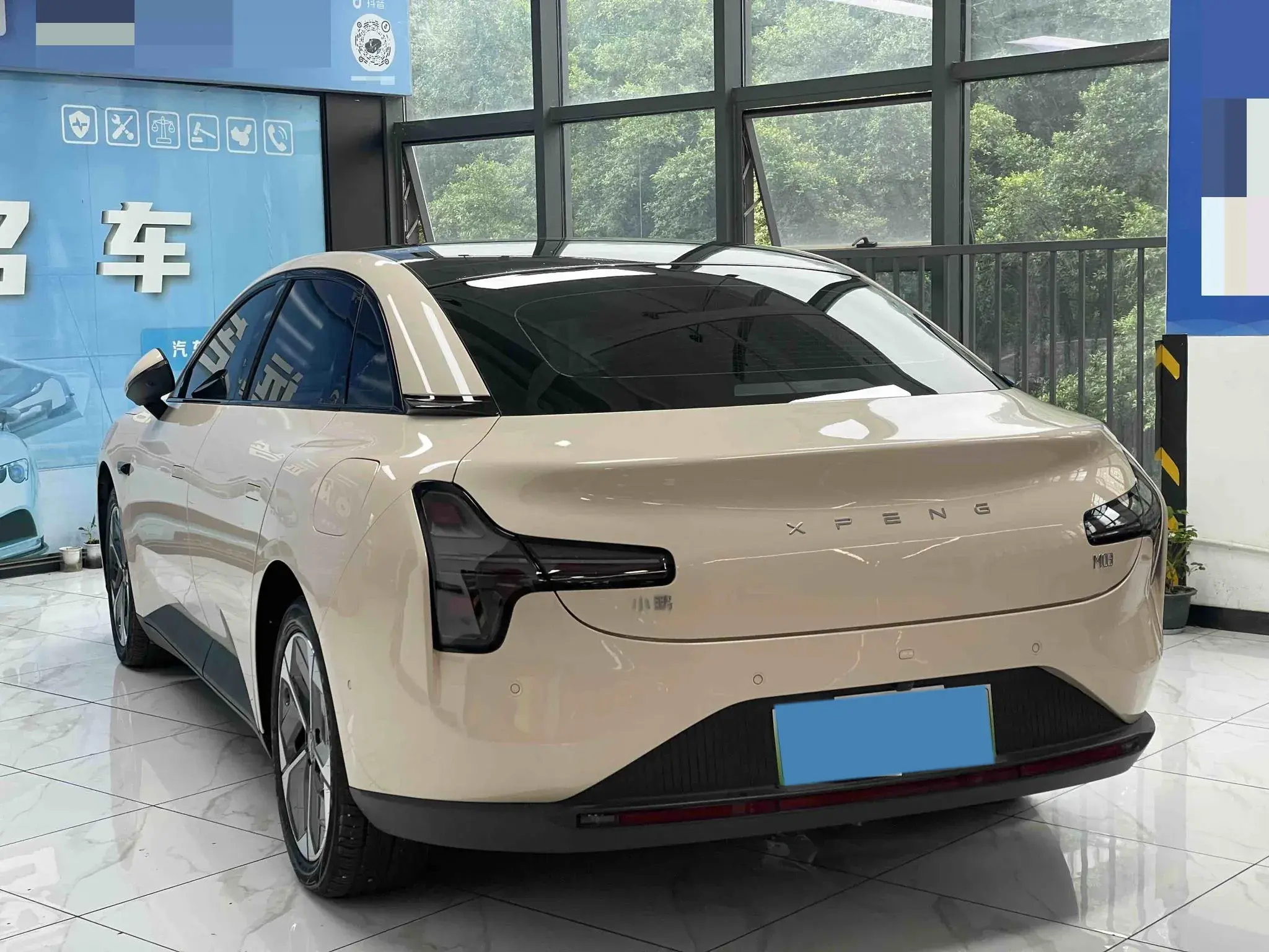 2024 XPENG MONA thumbnail 4