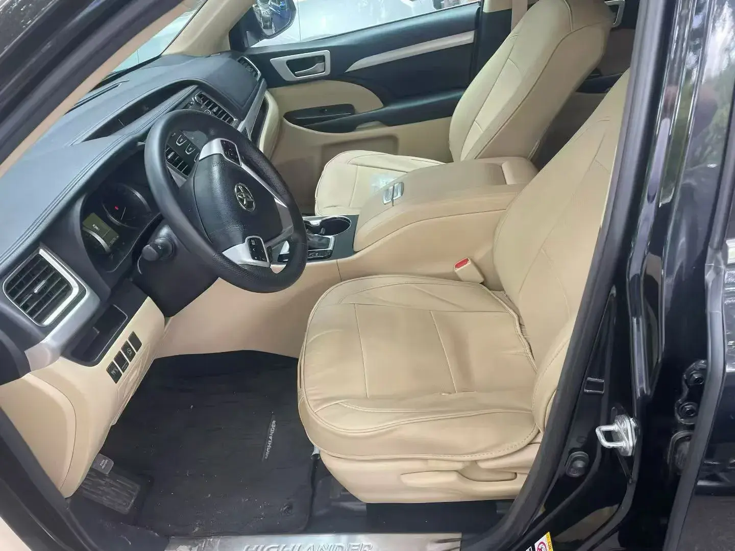 2018 TOYOTA HIGHLANDER thumbnail 3