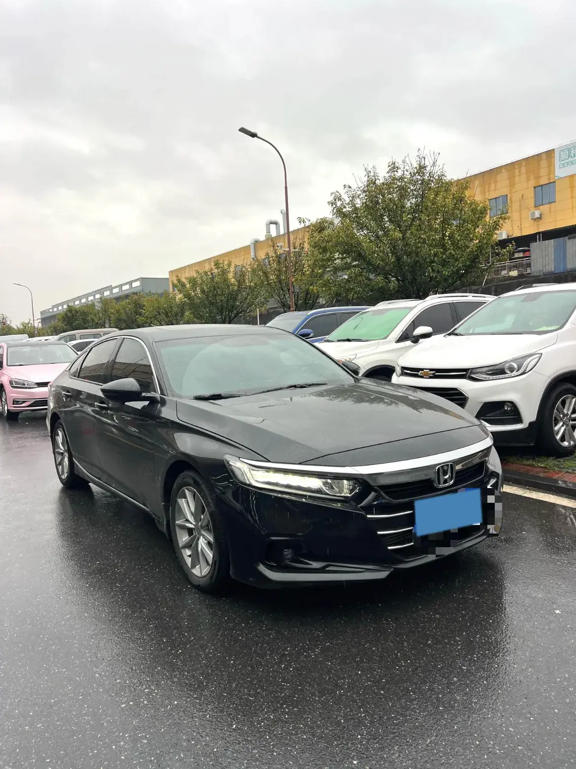 2022 HONDA ACCORD thumbnail 2