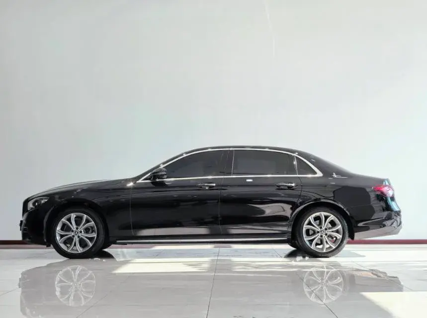 2021 MERCEDES-BENZ E thumbnail 4