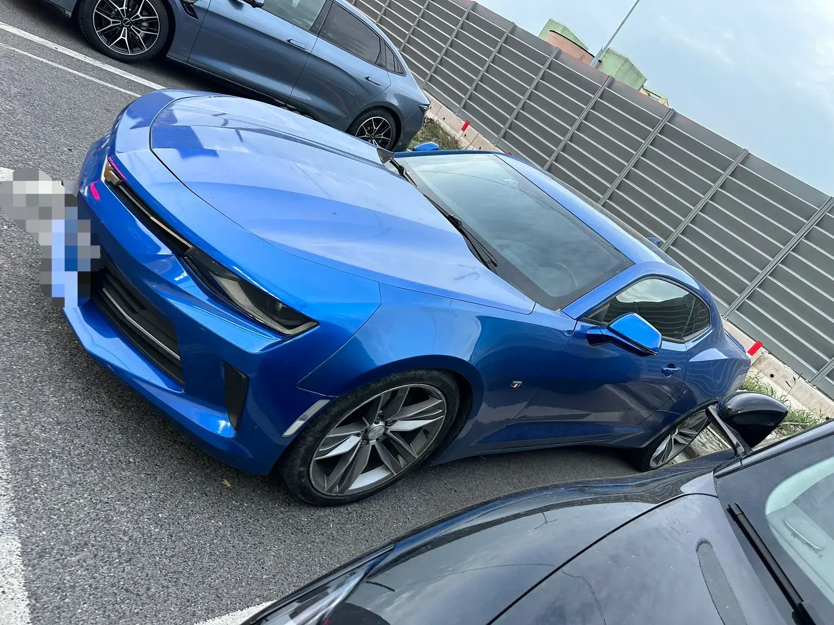 2017 CHEVROLET CAMARO view 1