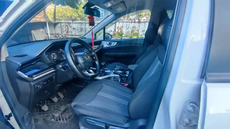 2022 WULING JIACHEN thumbnail 4