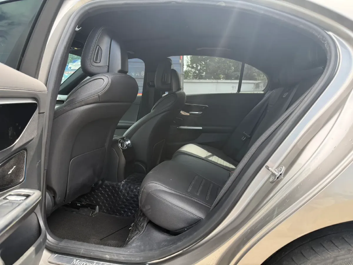 2022 Mercedes-Benz C Class 1.5T 204HP L4 9AT,autocango,china used car exporter,china ev exporter,chinese used car exporter,chinese used ev exporter