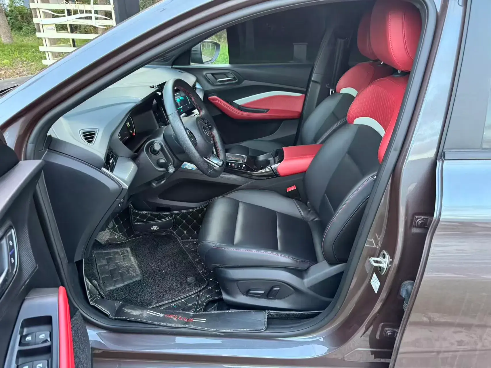 2022 MG 5 thumbnail 3