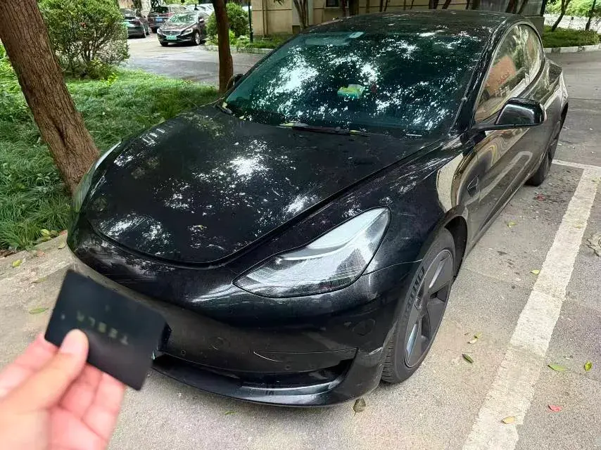 2021 TESLA MODEL view 1