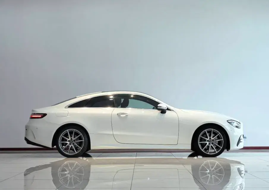 2021 MERCEDES-BENZ E thumbnail 4