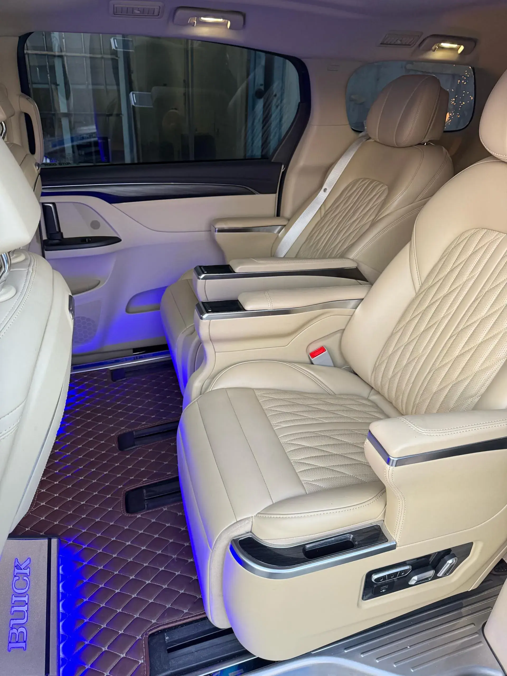 2023 BUICK GL8 thumbnail 4