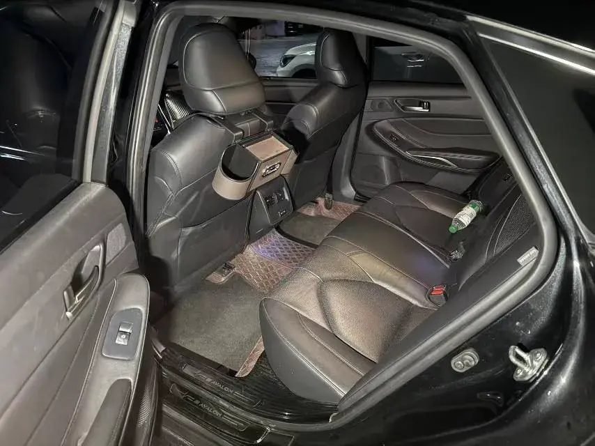 2024 TOYOTA AVALON thumbnail 4