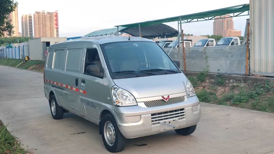 2020 WuLing RongGuang EV BEV 41.6KWH,autocango,china used car exporter,china ev exporter,chinese used car exporter,chinese used ev exporter