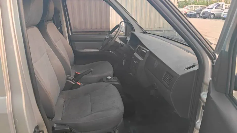 2020 WuLing RongGuang EV BEV 41.6KWH,autocango,china used car exporter,china ev exporter,chinese used car exporter,chinese used ev exporter