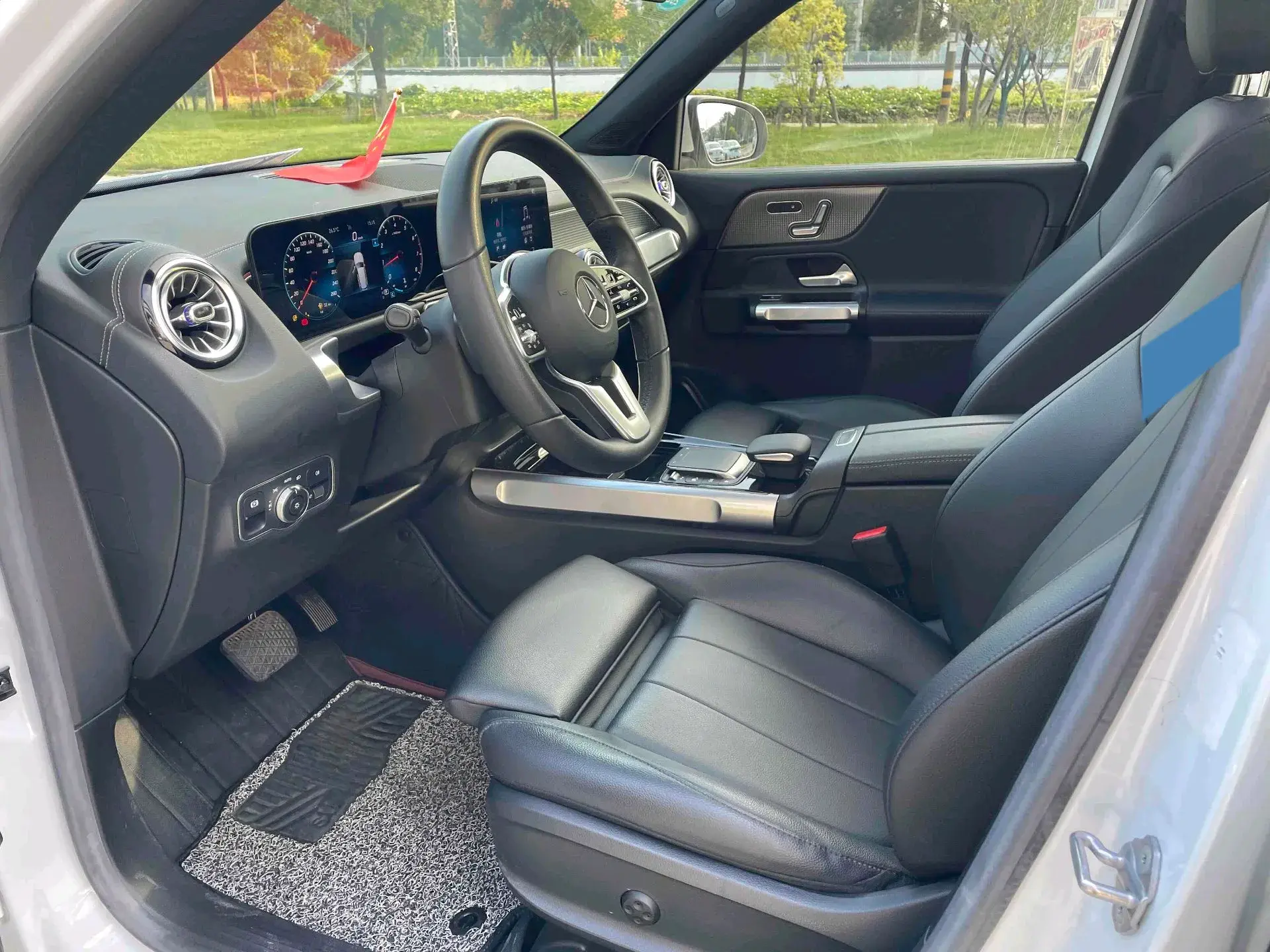 2021 MERCEDES-BENZ GLB thumbnail 4