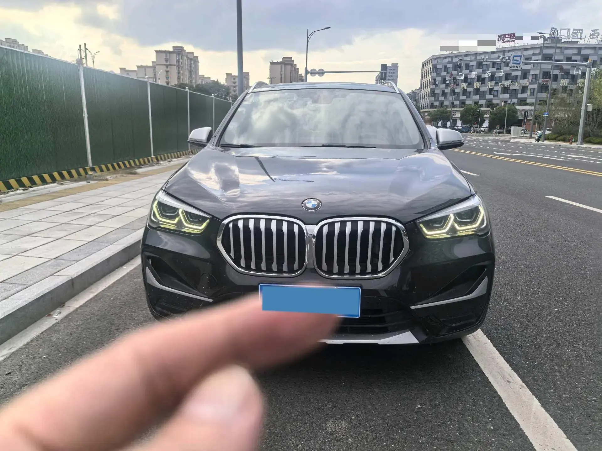 2021 BMW X1 thumbnail 2