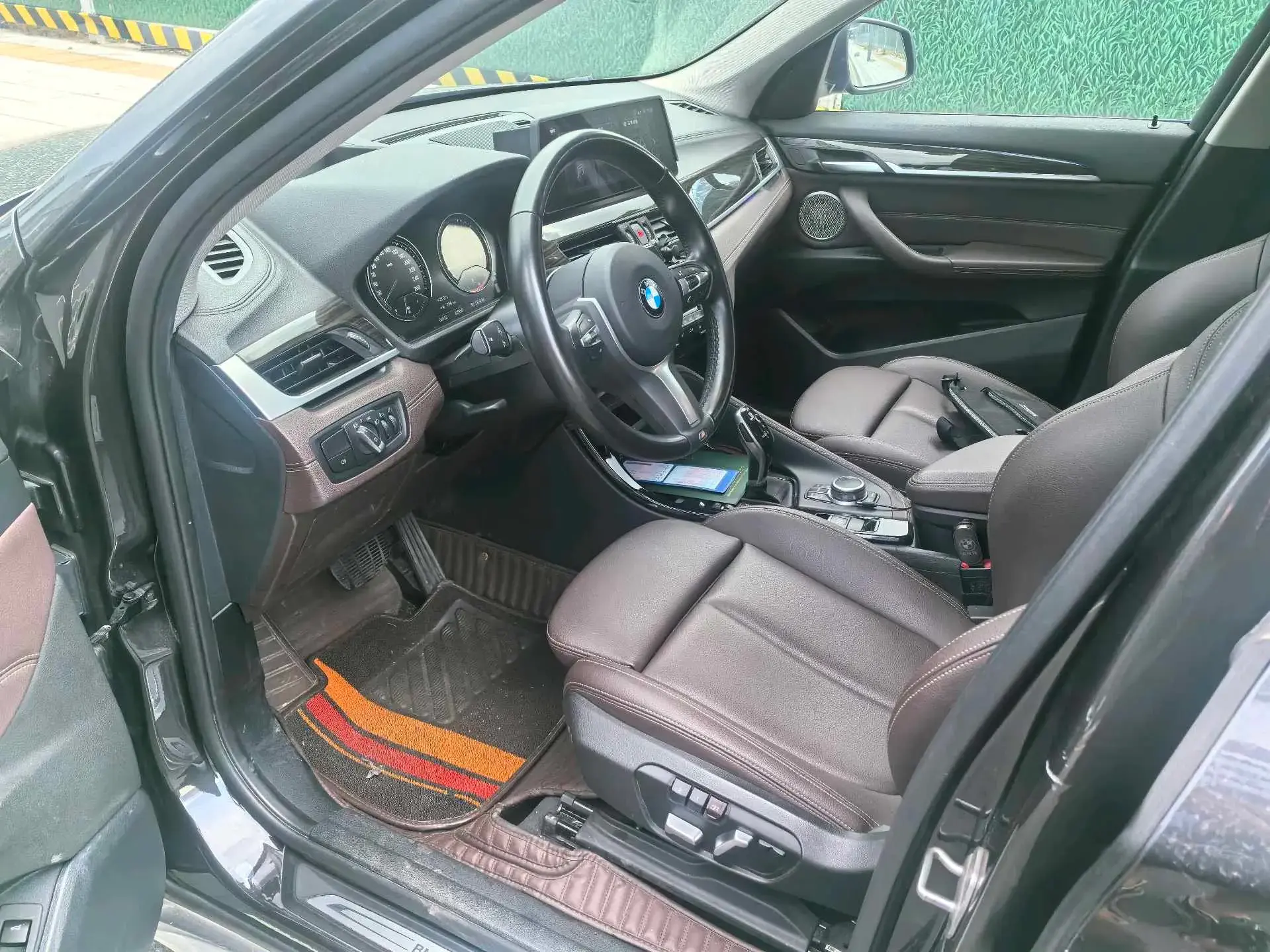 2021 BMW X1 thumbnail 3