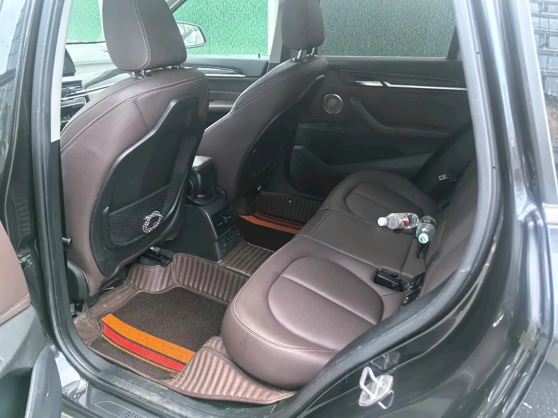 2021 BMW X1 thumbnail 4