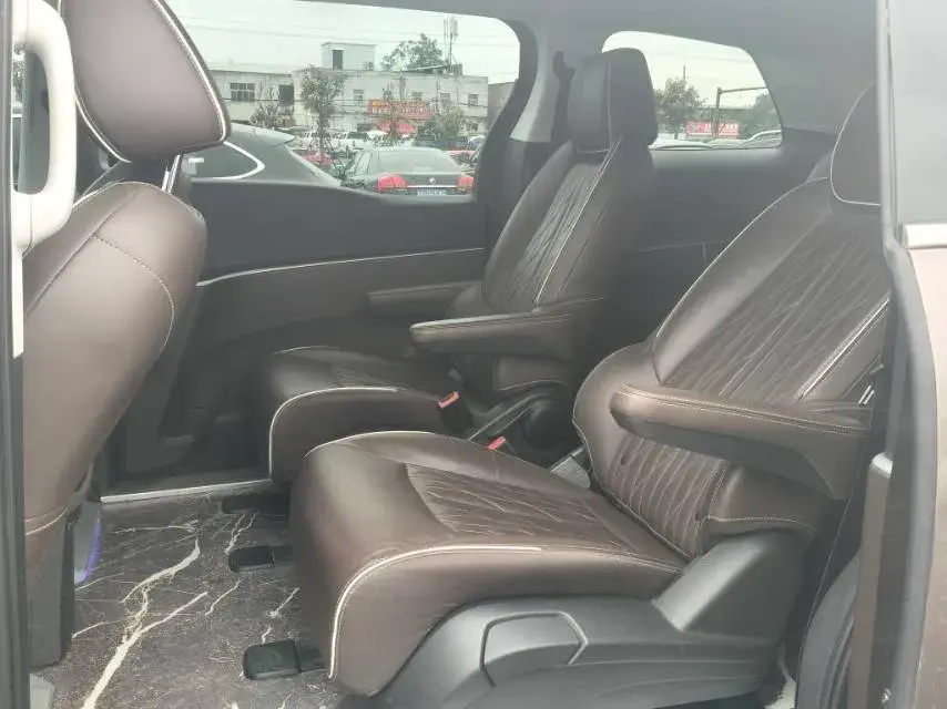 2022 BUICK GL8 thumbnail 3