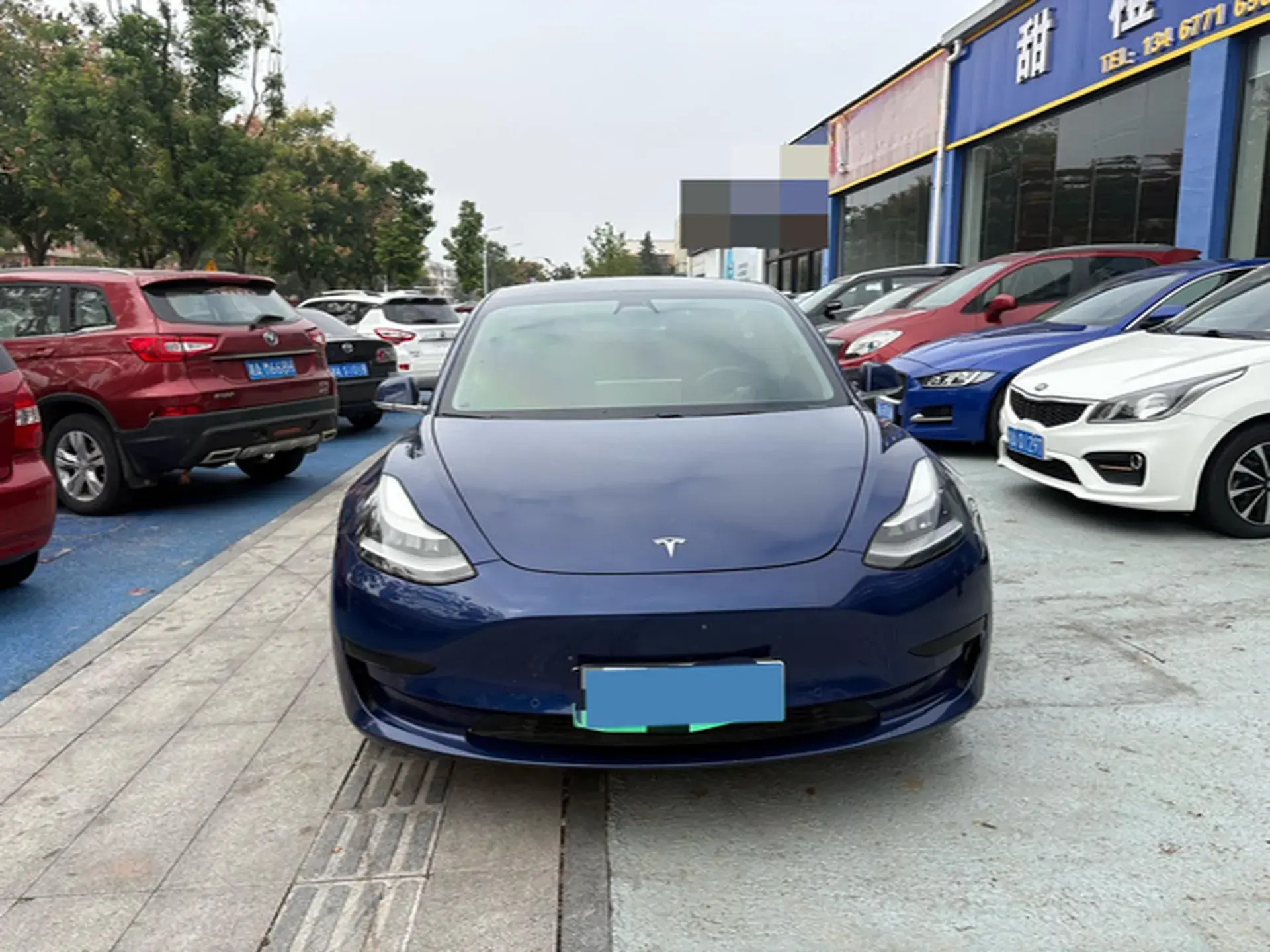 2019 TESLA MODEL thumbnail 2