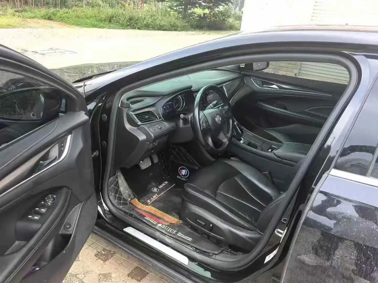 2021 BUICK LARCOSSE thumbnail 4