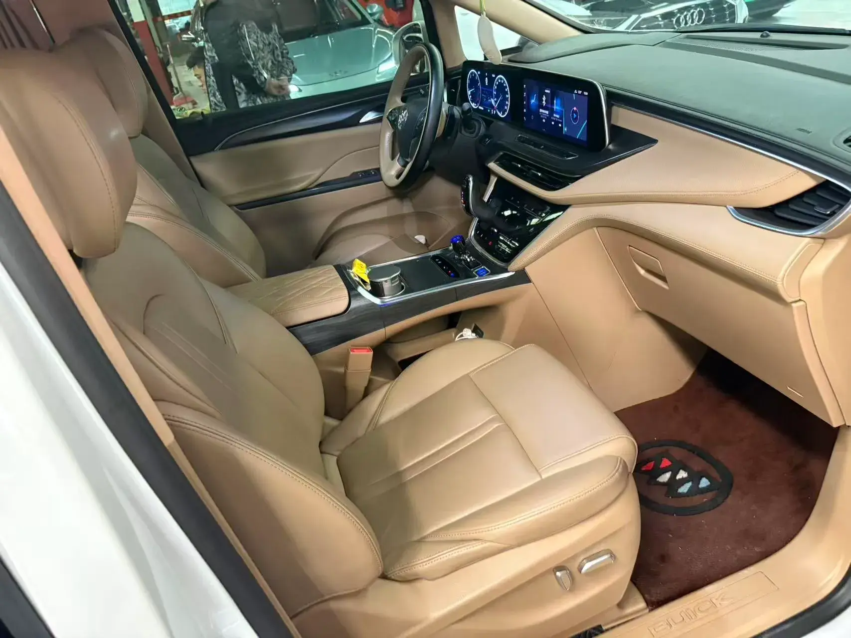 2021 BUICK GL8 thumbnail 3