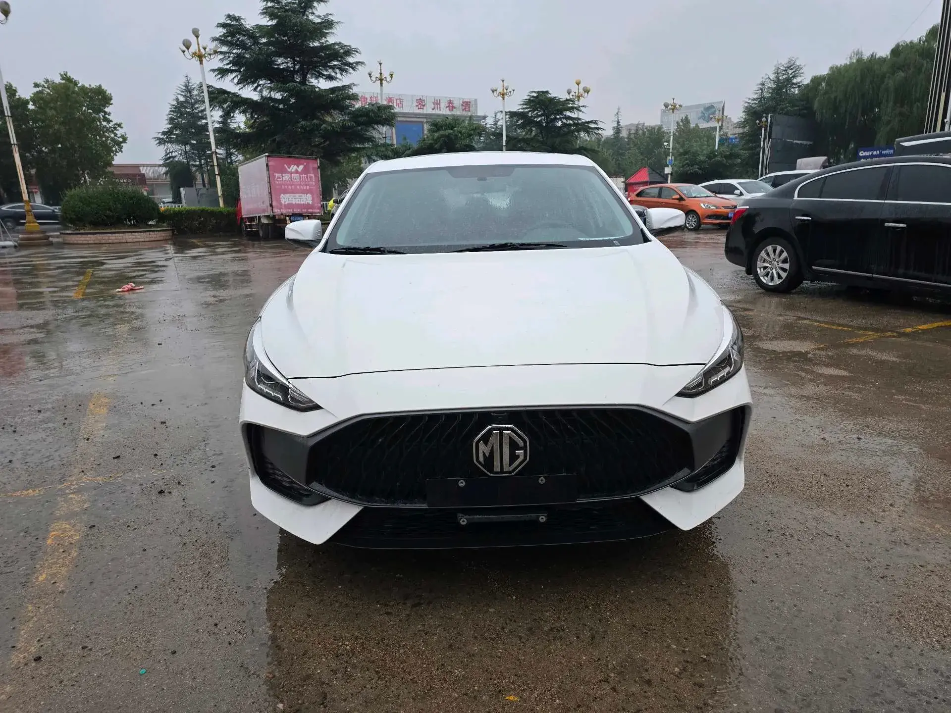 2023 MG 5 thumbnail 3