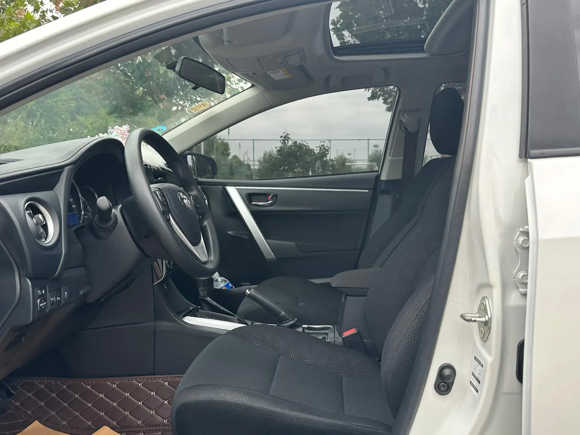 2017 TOYOTA LEVIN thumbnail 4