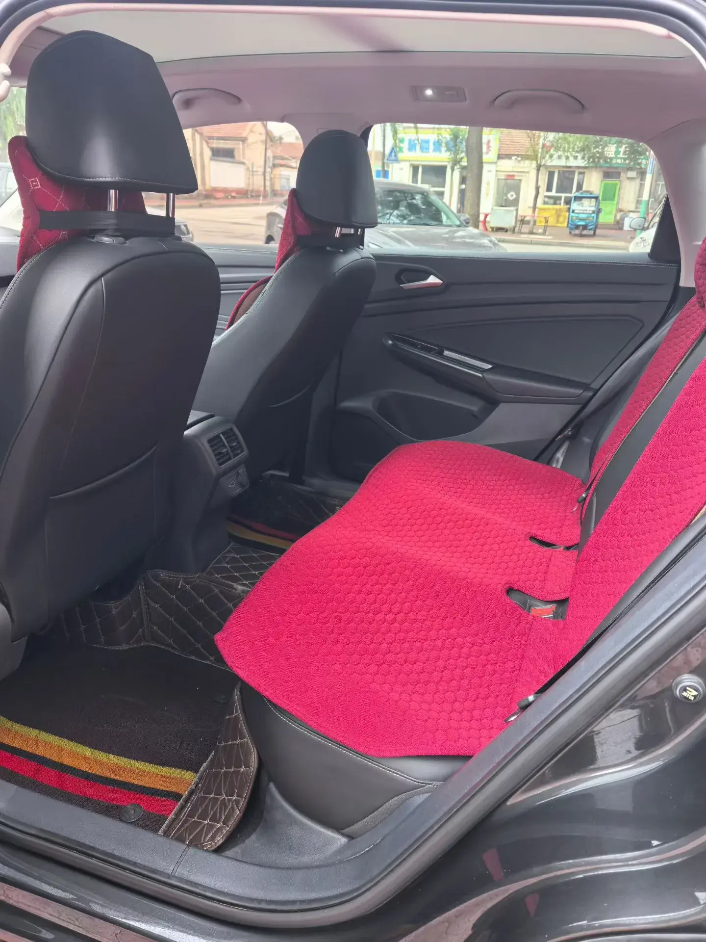 2022 JETTA VS7 thumbnail 3