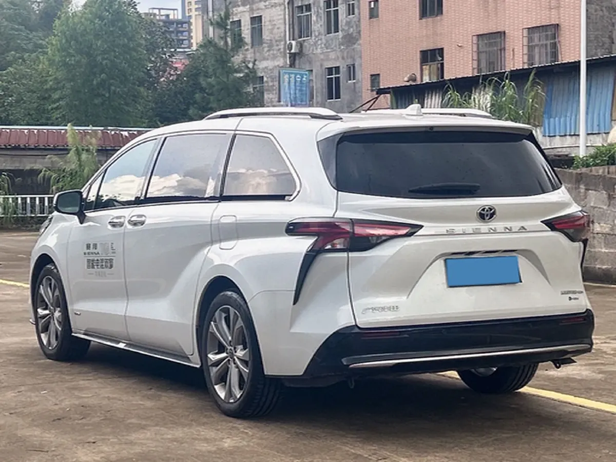 2024 Toyota Sienna 2.5L 189HP L4 E-CVT Hybrid,autocango,china used car exporter,china ev exporter,chinese used car exporter,chinese used ev exporter