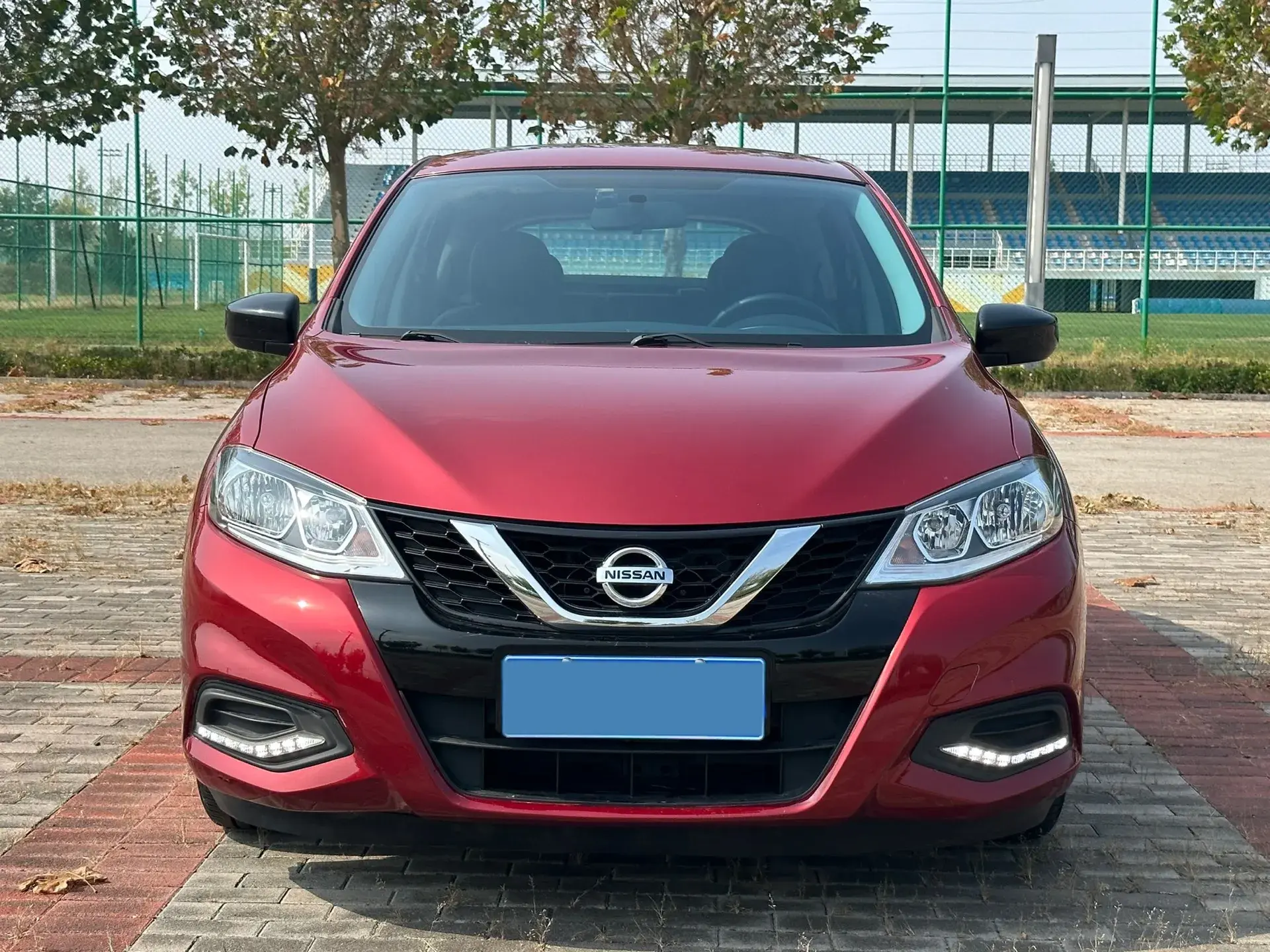 2021 NISSAN TIIDA thumbnail 2