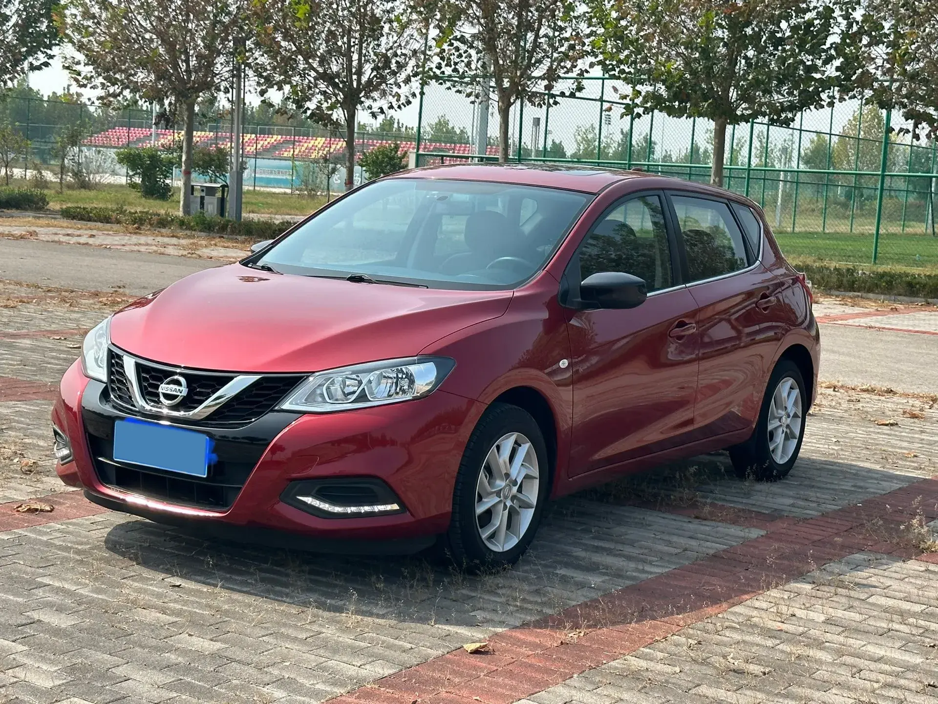 2021 NISSAN TIIDA view 1