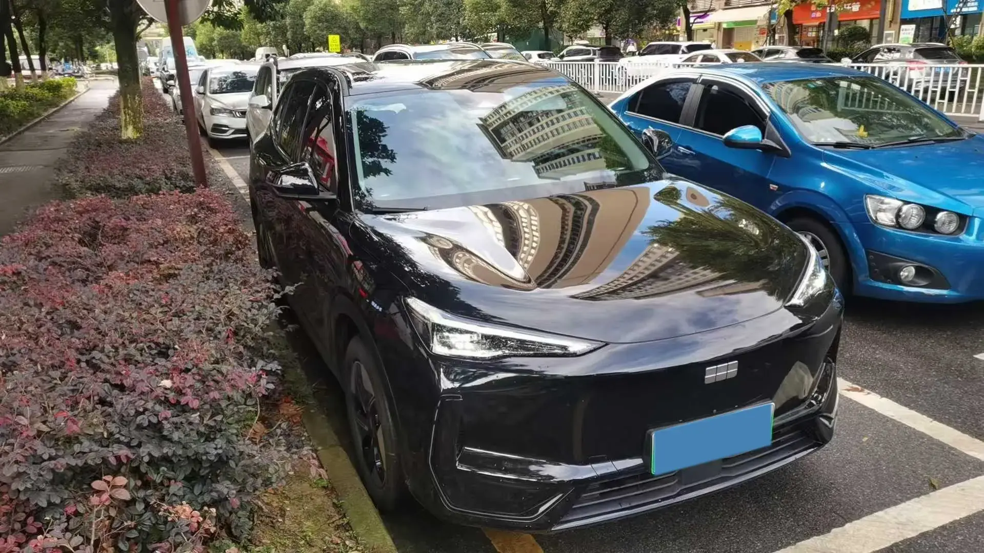 2024 GEELY GALAXY thumbnail 2