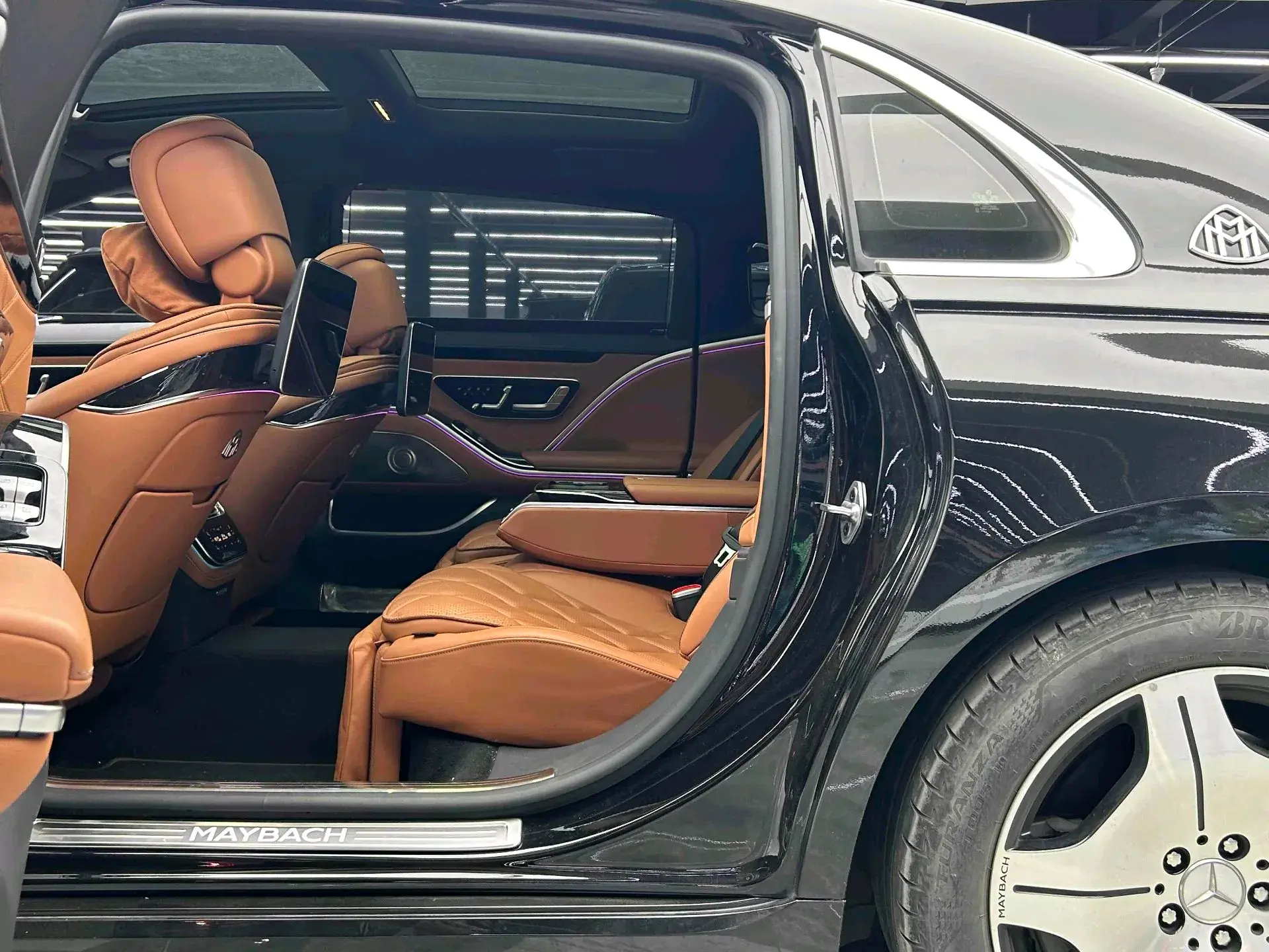 2021 MERCEDES-BENZ MAYBACH thumbnail 3