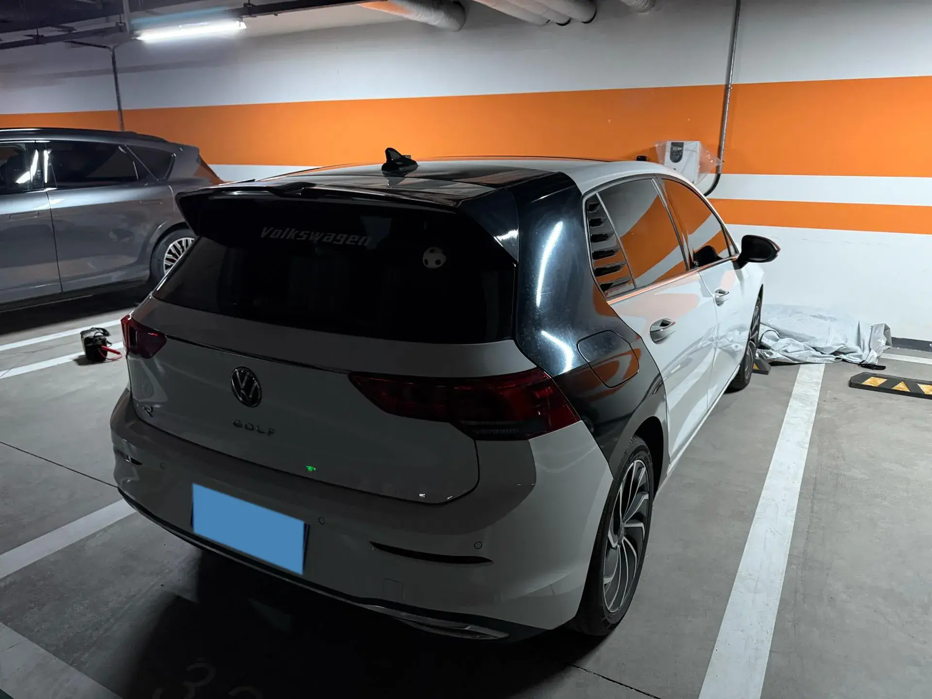 2021 VOLKSWAGEN GOLF thumbnail 3