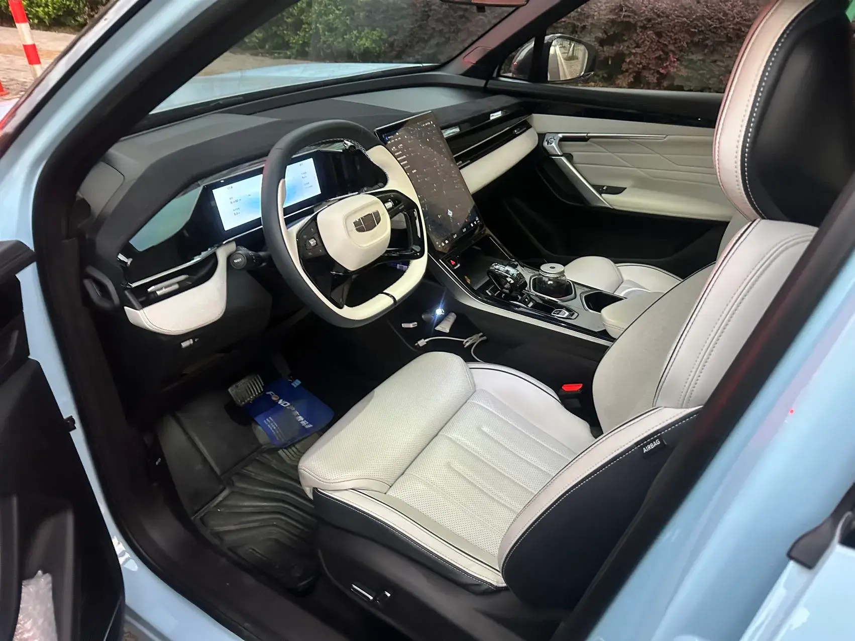 2023 GEELY STARRAY thumbnail 2