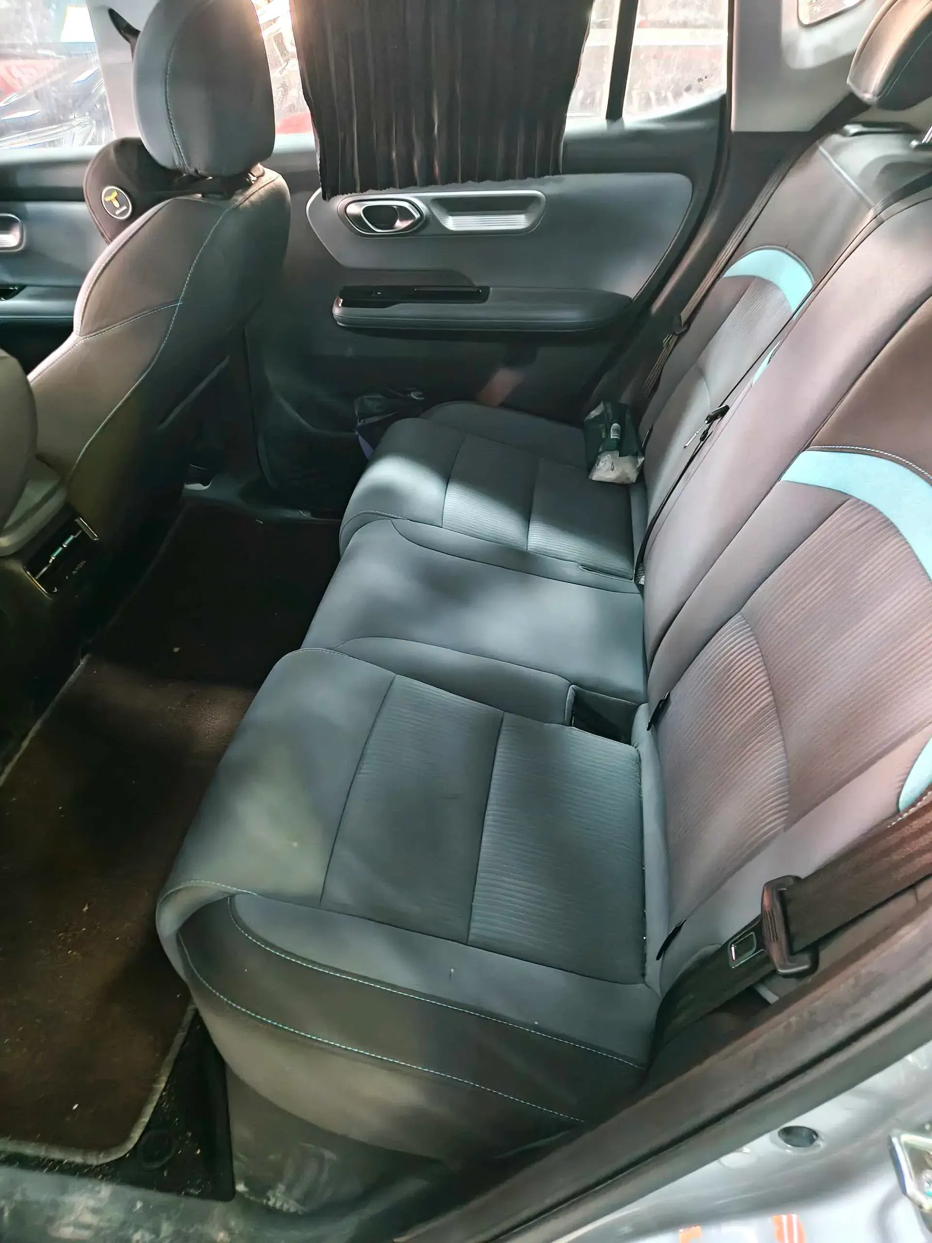 2023 AION Y thumbnail 3