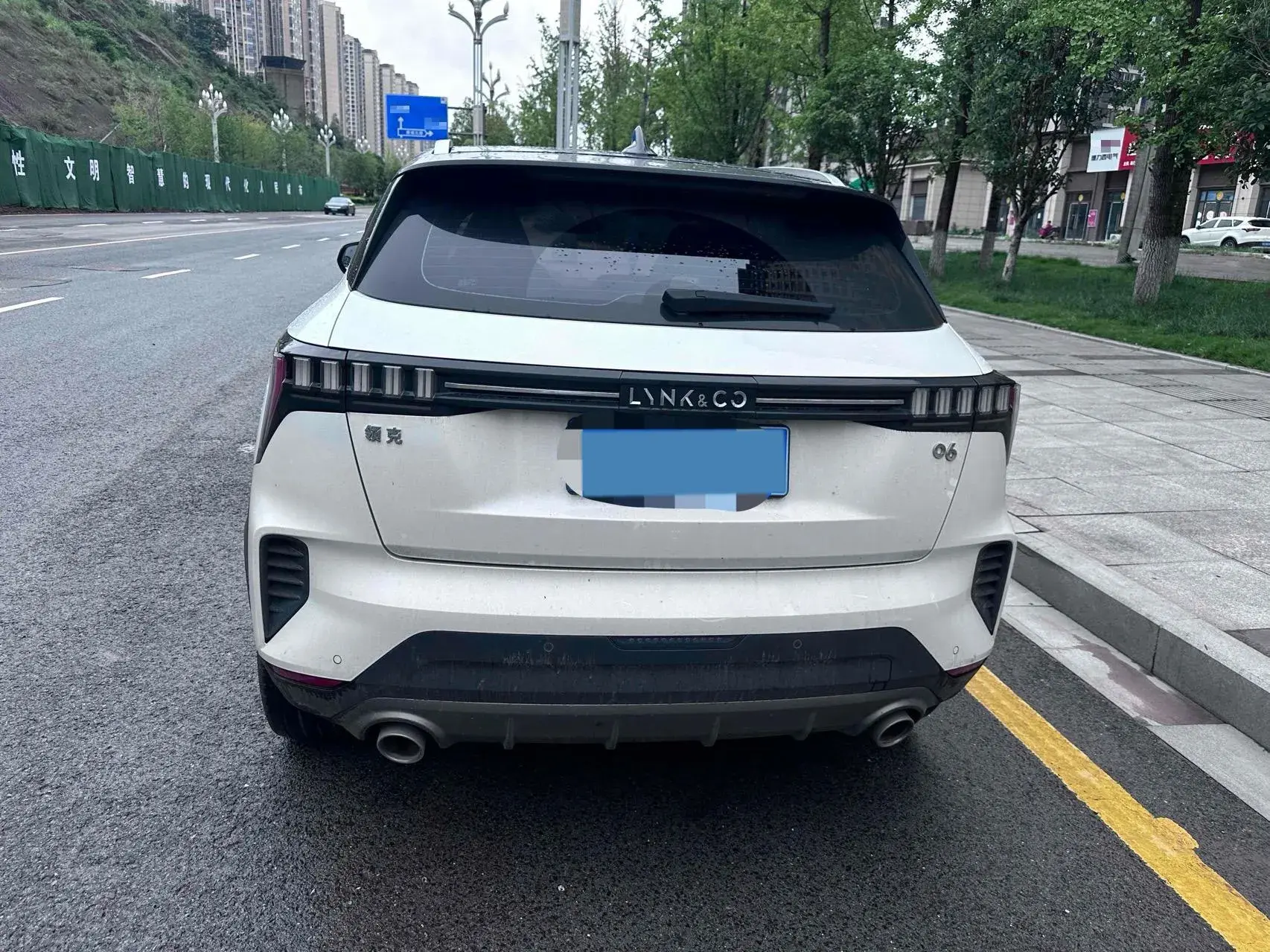 2020 LYNK&CO 06 thumbnail 3