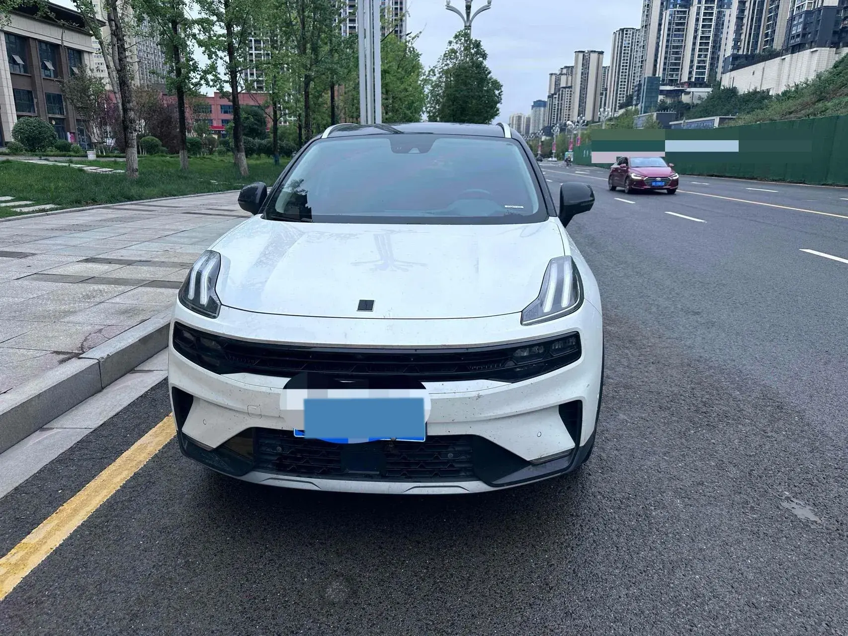 2020 LYNK&CO 06 thumbnail 2