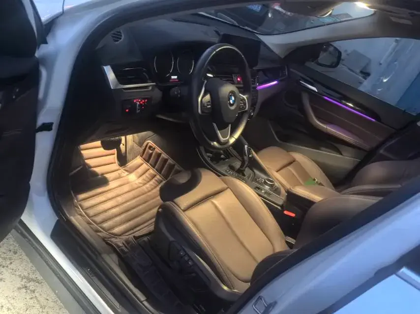 2020 BMW X1 thumbnail 3