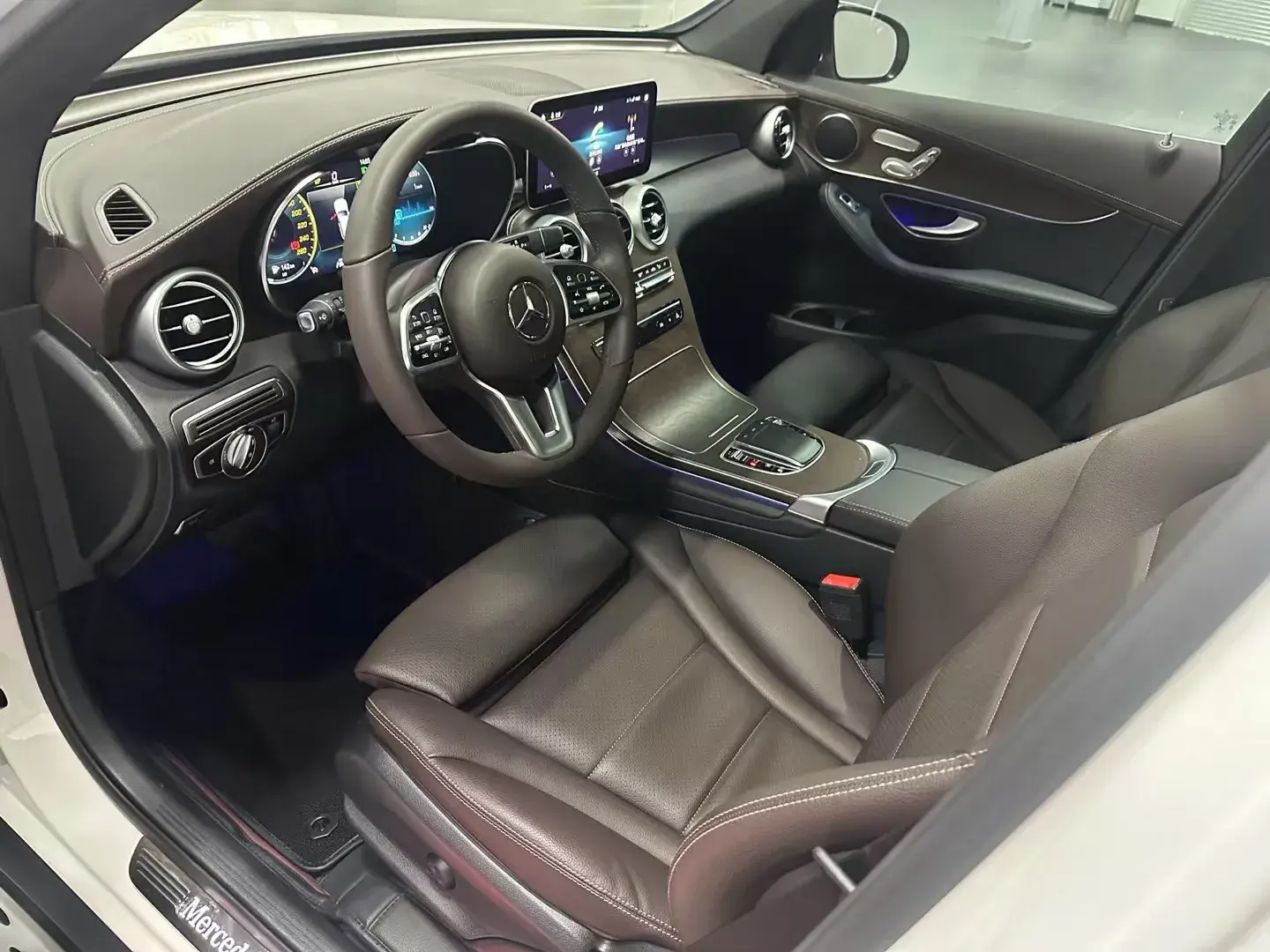 2022 MERCEDES-BENZ GLC thumbnail 3