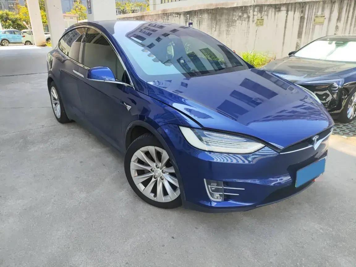 2019 TESLA MODEL thumbnail 4