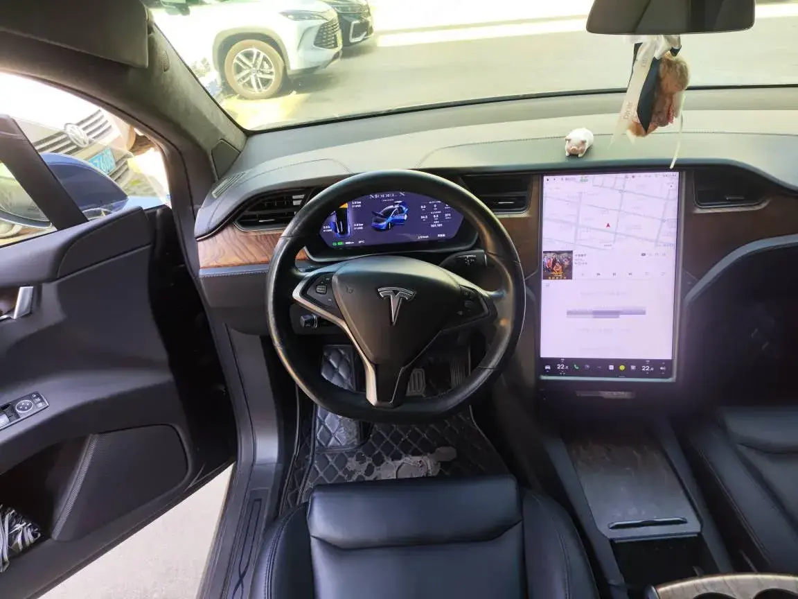 2019 TESLA MODEL thumbnail 2