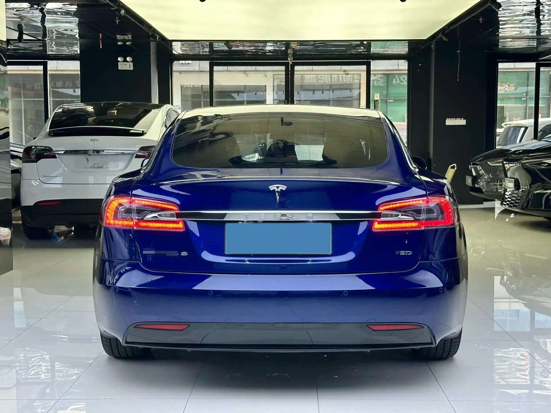 2017 TESLA MODEL thumbnail 4