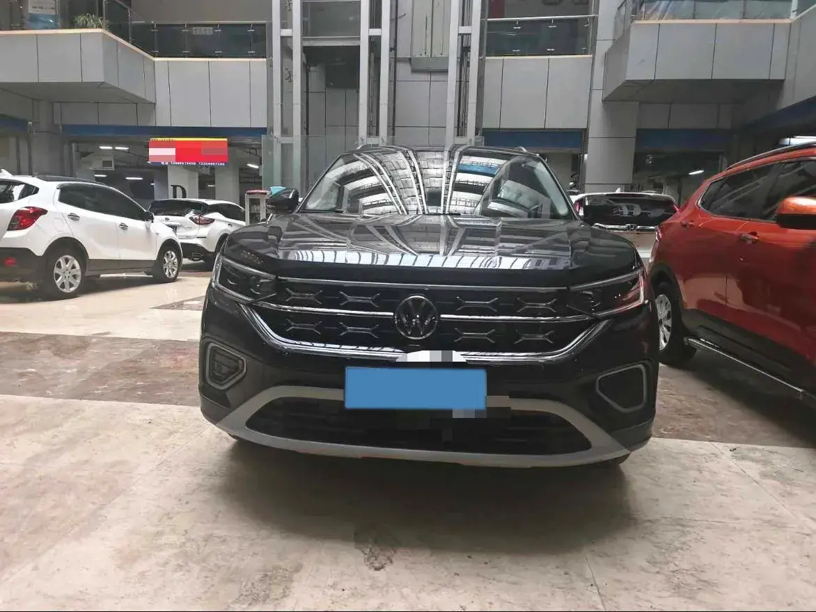 2024 VOLKSWAGEN TAYRON thumbnail 2